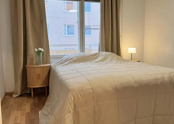 Cozy Downtown With Private Finnish Sauna דירה רובניימי